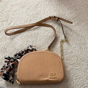 Steve Madden Camel Crossbody Bag with Leopard Scarf